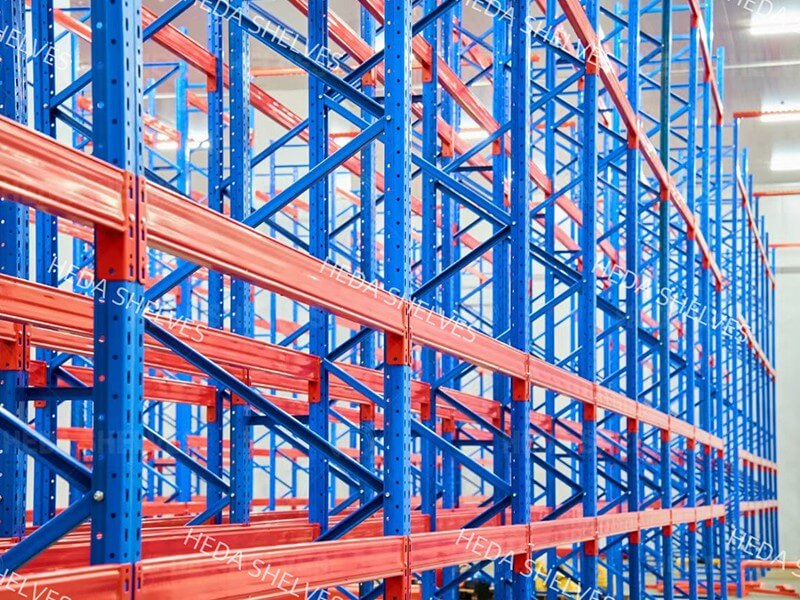 detail cold storage warehouse racking